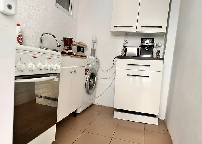 Baby Friendly 3-bedrooms House By The Sea בית נופש קונסטנצה