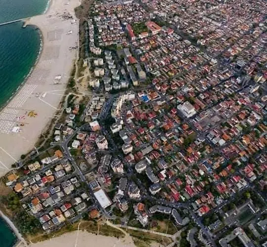 Baby Friendly 3-bedrooms House By The Sea * קונסטנצה